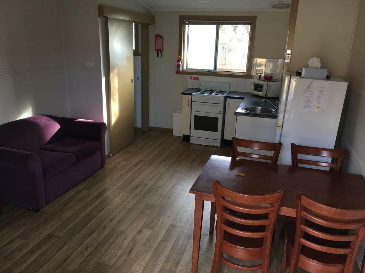 Kickback Cottages Lakes Entrance Buitenkant foto